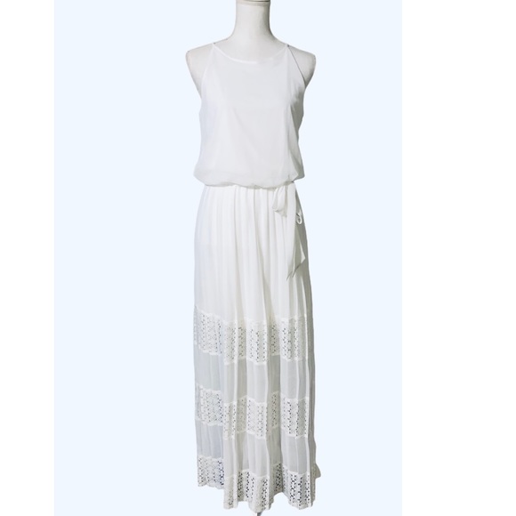 Bisou Bisou white pleated maxi dress - Picture 2 of 12